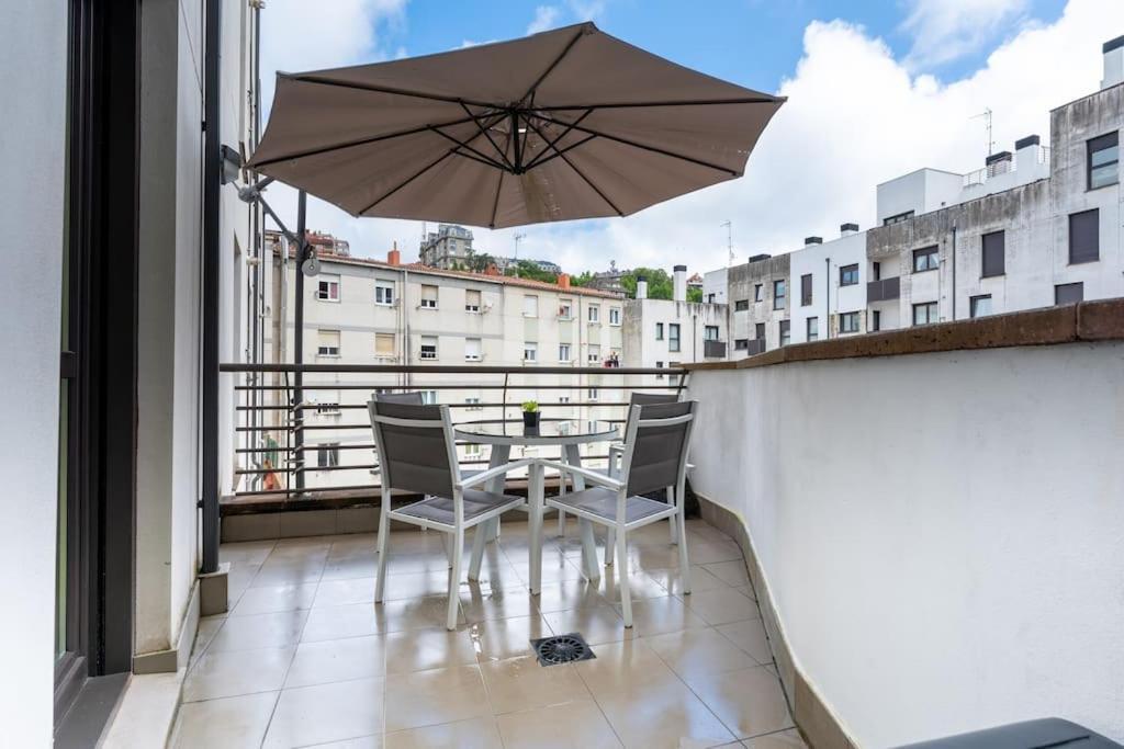 Apartamento En El Corazon De La Ciudad Con Parking Сантандер Экстерьер фото